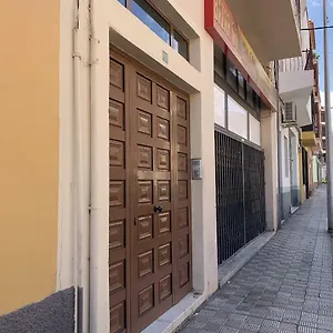 Calle Real Apartamento